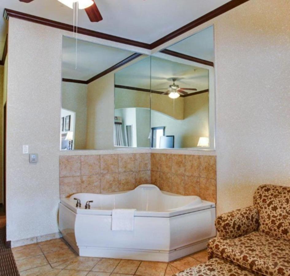 Comfort Suites University Drive College Station Exteriör bild