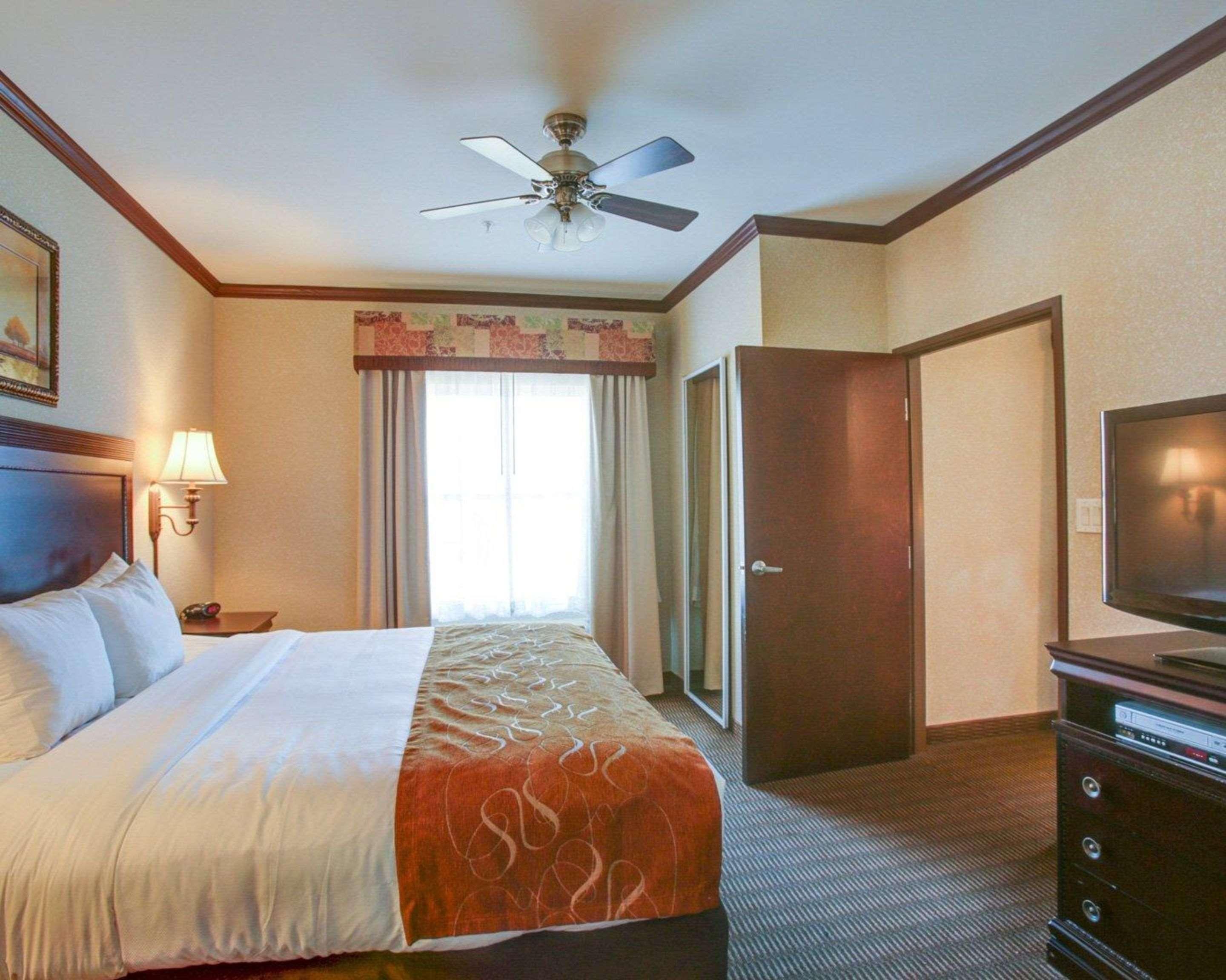 Comfort Suites University Drive College Station Exteriör bild