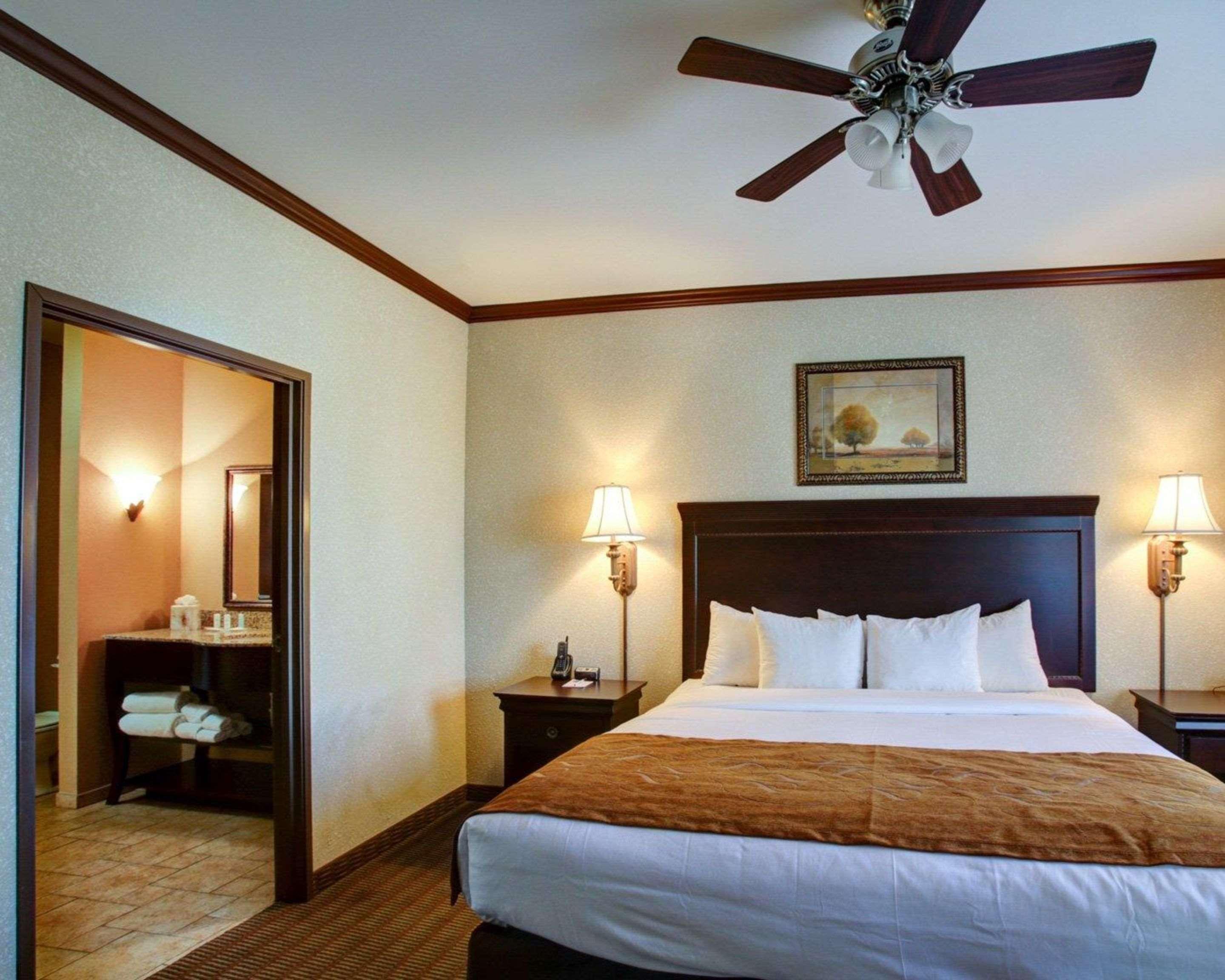 Comfort Suites University Drive College Station Exteriör bild