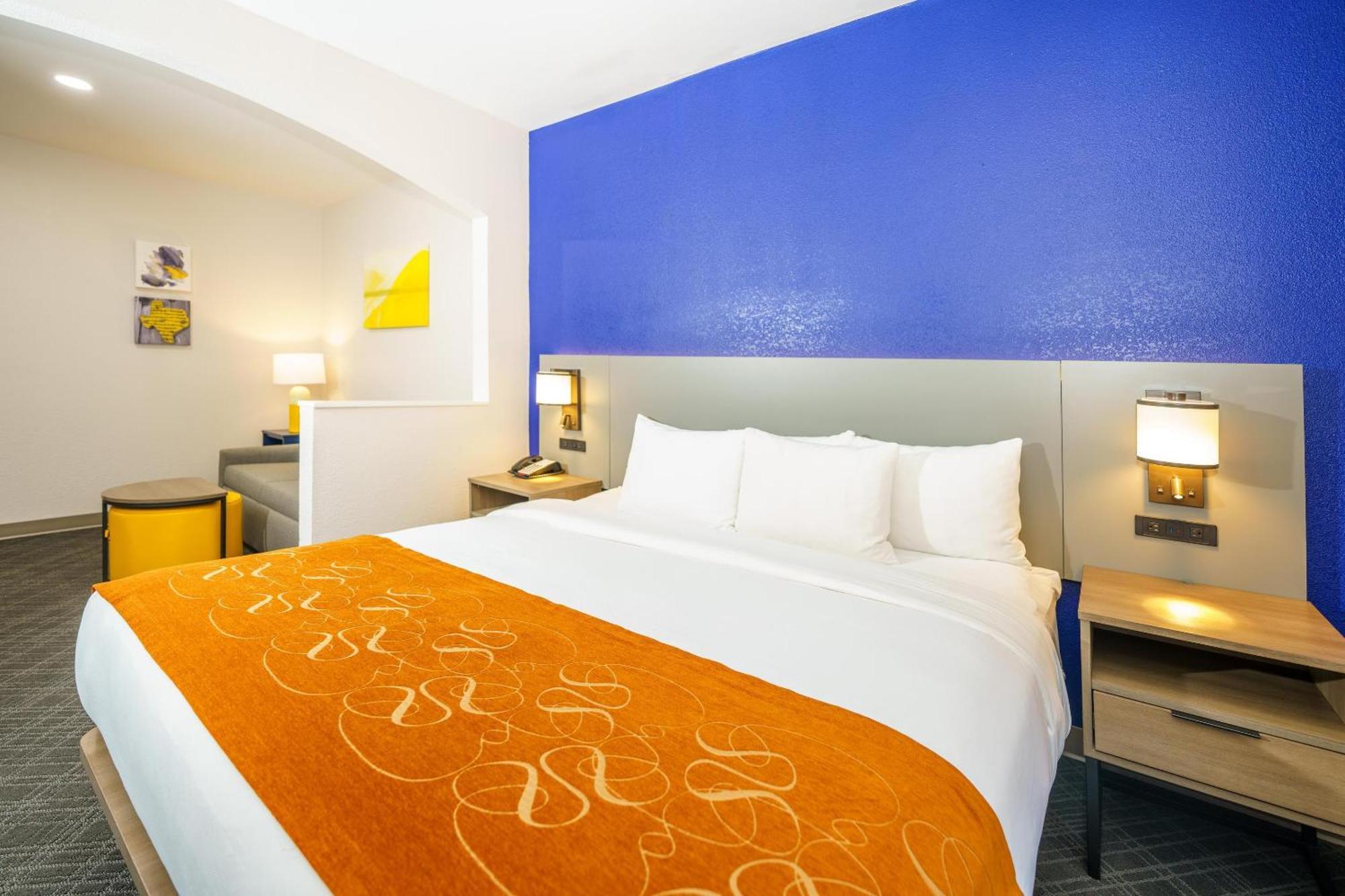 Comfort Suites University Drive College Station Exteriör bild